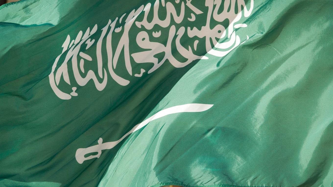 Den saudiska flaggan. Amnesty kritiserar landets för användandet av dödsstraffet. Arkivbild Foto: Cliff Owen/AP/TT
