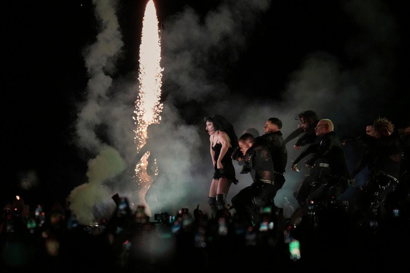 Lady Gaga på scenen i Rio. Foto: Silvia Izquierdo/AP/TT