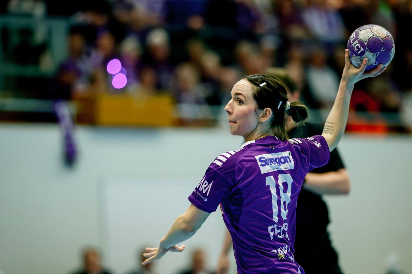 Schweiziskan Melanie Felber blev matchhjälte i Skaras historiska första SM-final i handboll. Foto: Adam Ihse/TT