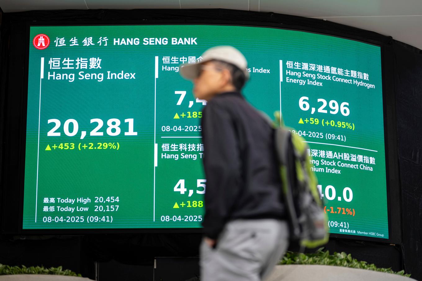 Glatt på börsen i Hongkong. Arkivbild. Foto: Chan Long Hei/AP/TT