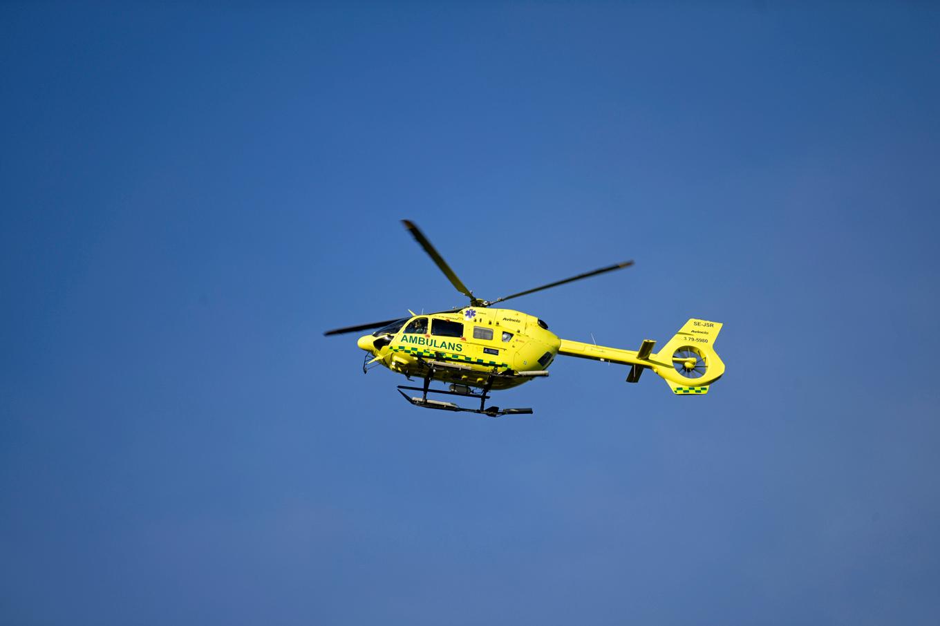 Barnet har förts till sjukhus med ambulanshelikopter. Arkivbild. Foto: Janerik Henriksson/TT