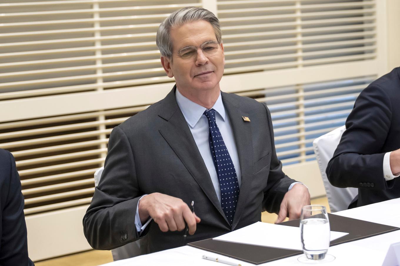 USA:s finansminister Scott Bessent när han på fredagen mötte den schweiziska regeringen. Foto: Martial Trezzini/Keystone/AP/TT