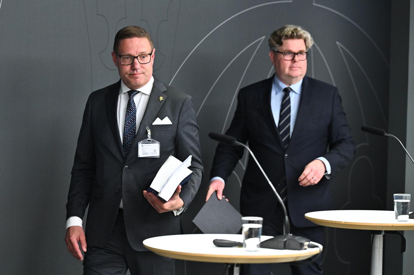Utredaren Rikard Jermsten och justitieminister Gunnar Strömmer (M). Foto: Claudio Bresciani/TT