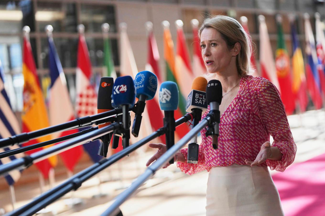 EU:s utrikeschef Kaja Kallas möter pressen i Bryssel på tisdagen. Foto: Virginia Mayo/AP/TT