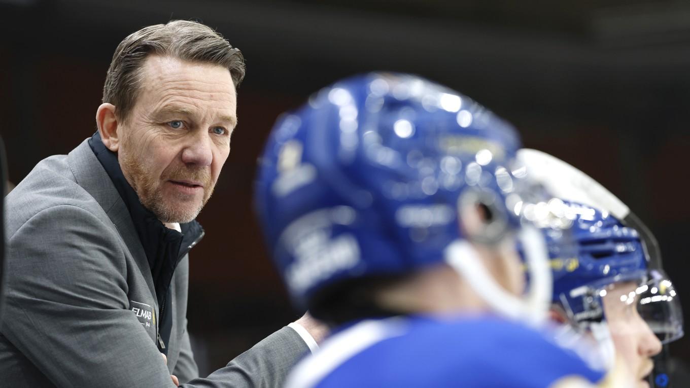 Charles ”Challe” Berglund berättar i dag bland annat om stoltheten och äran att representera Tre Kronor i ett VM. Foto: Adam Ihse/TT