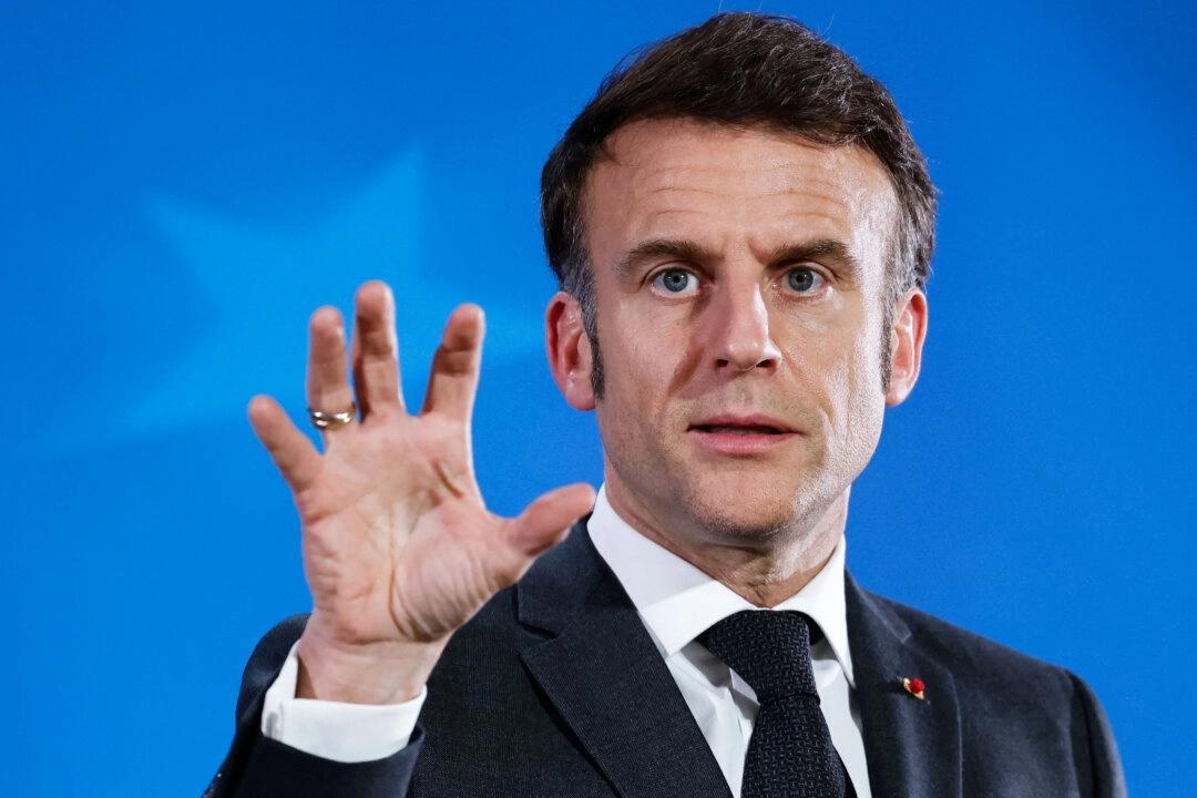 Frankrikes president Emmanuel Macron är beredd att diskutera en utplacering av franska kärnvapen i allierade länder. Foto: Ludovic Marin/AFP via Getty Images