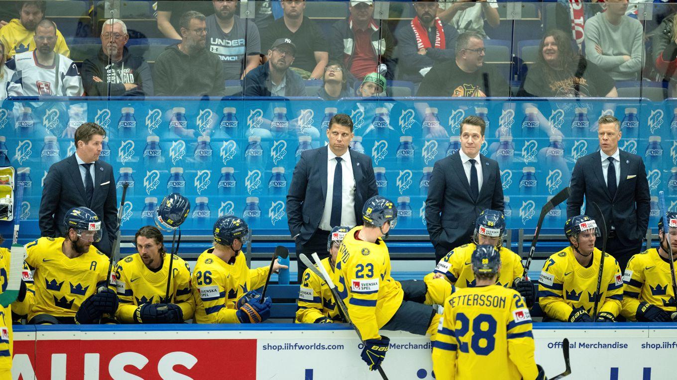 Tre Kronors tränarstab under Ishockey-VM i Ostrava, Tjeckien. Foto: Björn Larsson Rosvall/TT