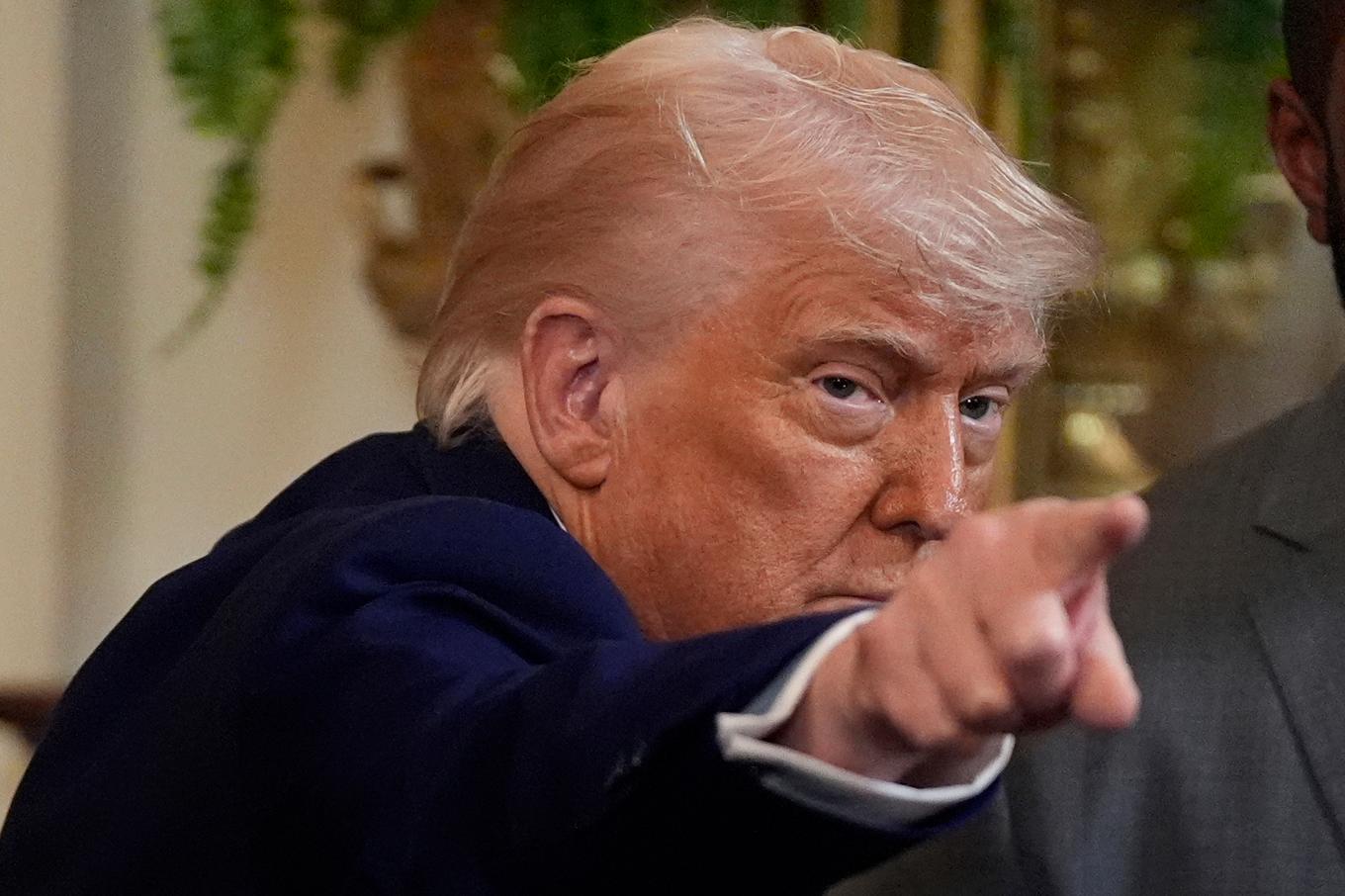 President Donald Trump får grönt ljus i första instansen efter en längre tid av intern oenighet. Foto: Julia Demaree Nikhinson/AP/TT