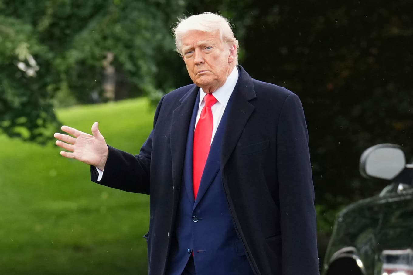 USA:s president Donald Trump hotar chockhöja tullarna på EU-varor i juni. Foto: Jacquelyn Martin AP/TT