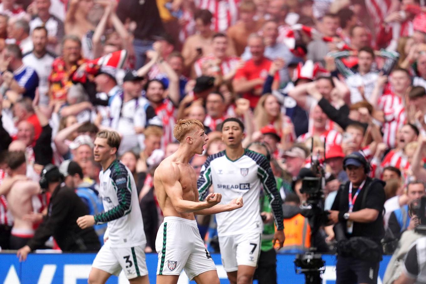 Tom Watson fick fira när han sköt Sunderland till Premier League. Foto: John Walton/AP/TT