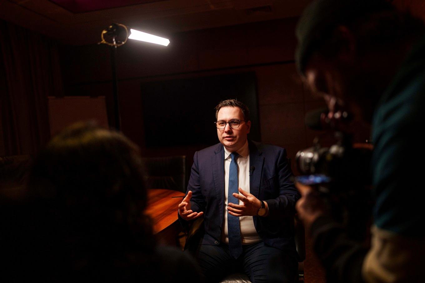 Tjeckiens utrikesminister Jan Lipavsky kallar upp Kinas ambassadör då spåren från ett cyberangrepp leder till en statskopplad kinesisk grupp. Arkivbild. Foto: Evgeniy Maloletka/AP/TT