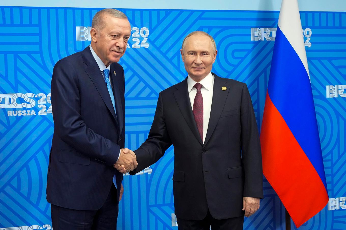 Turkiets president Recep Tayyip Erdogan och hans ryske kollega Vladimir Putin, fotograferade på ett möte i Kazan i Ryssland i höstas. Foto: Alexander Zemlianichenko/AP/TT