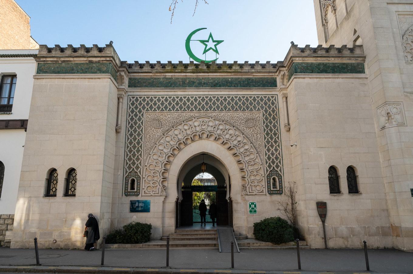 Stora Moskén i Paris invigdes redan 1926. Frankrike, med sin koloniala historia, har lång erfarenhet av att hantera islam och islamism. Foto: Riccardo Milani/Hans Lucas/AFP via Getty Images