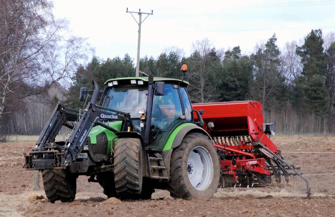 Lantbrukare och andra primärproducenter av livsmedel kan söka pengar från Jordbruksverket för att göra sin verksamhet mer robust. Foto: Hans Bengtsson