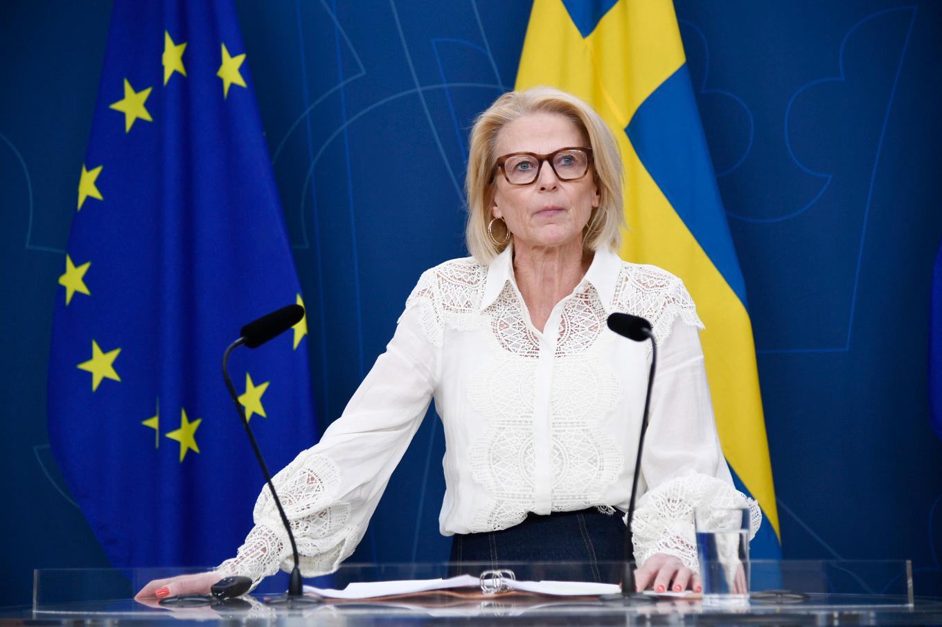 Finansminister Elisabeth Svantesson (M) kan snart räkna in Sveriges första utbetalning från coronafonden RRF. Arkivfoto. Foto: Lars Schröder/TT