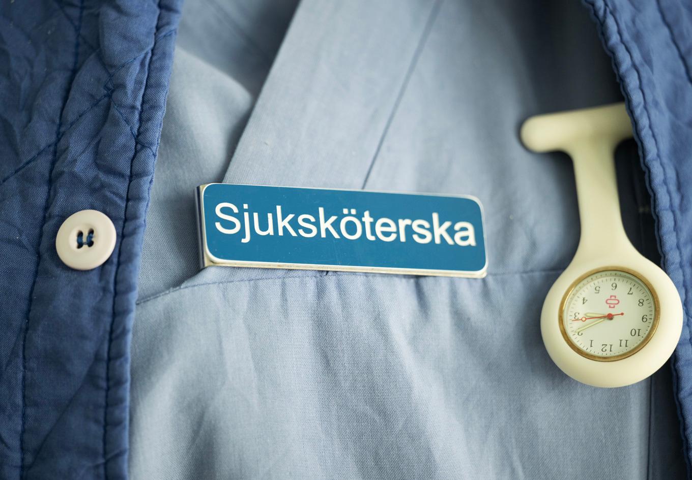 Fler sjuksköterskor stannar i yrket och färre jobbar inom bemanning. Arkivbild. Foto: Fredrik Sandberg/TT