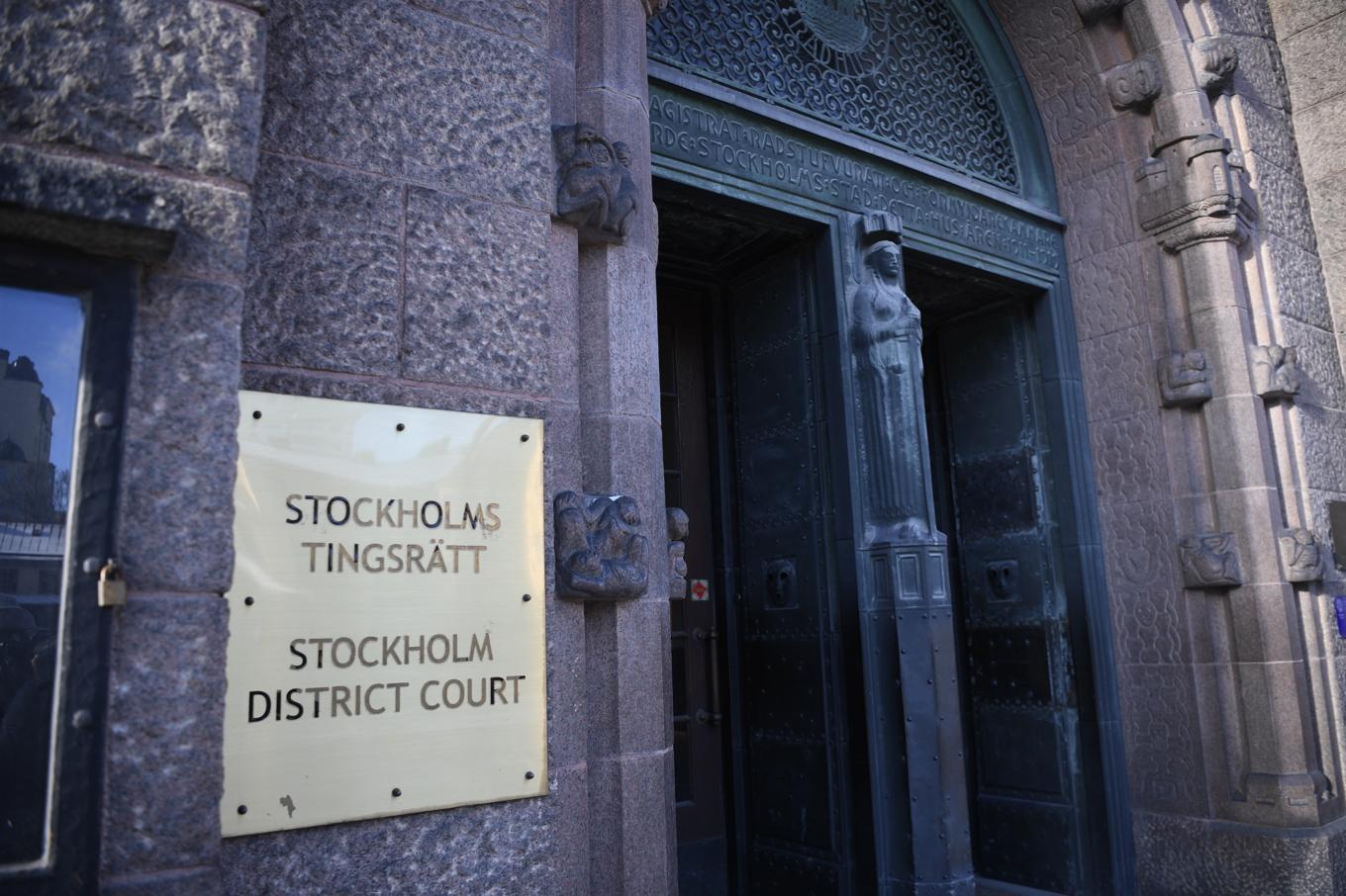 Stockholms tingsrätt dömer mannen till fängelse i 4,5 år. Foto: Viktoria Bank/TT