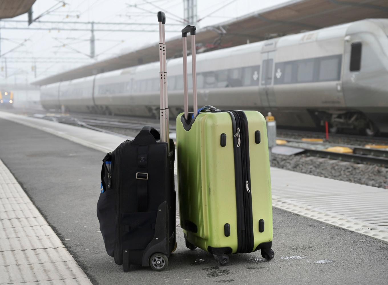 Resväskor i väntan på tåg på Umeå station. Arkivbild. Foto: Fredrik Sandberg/TT
