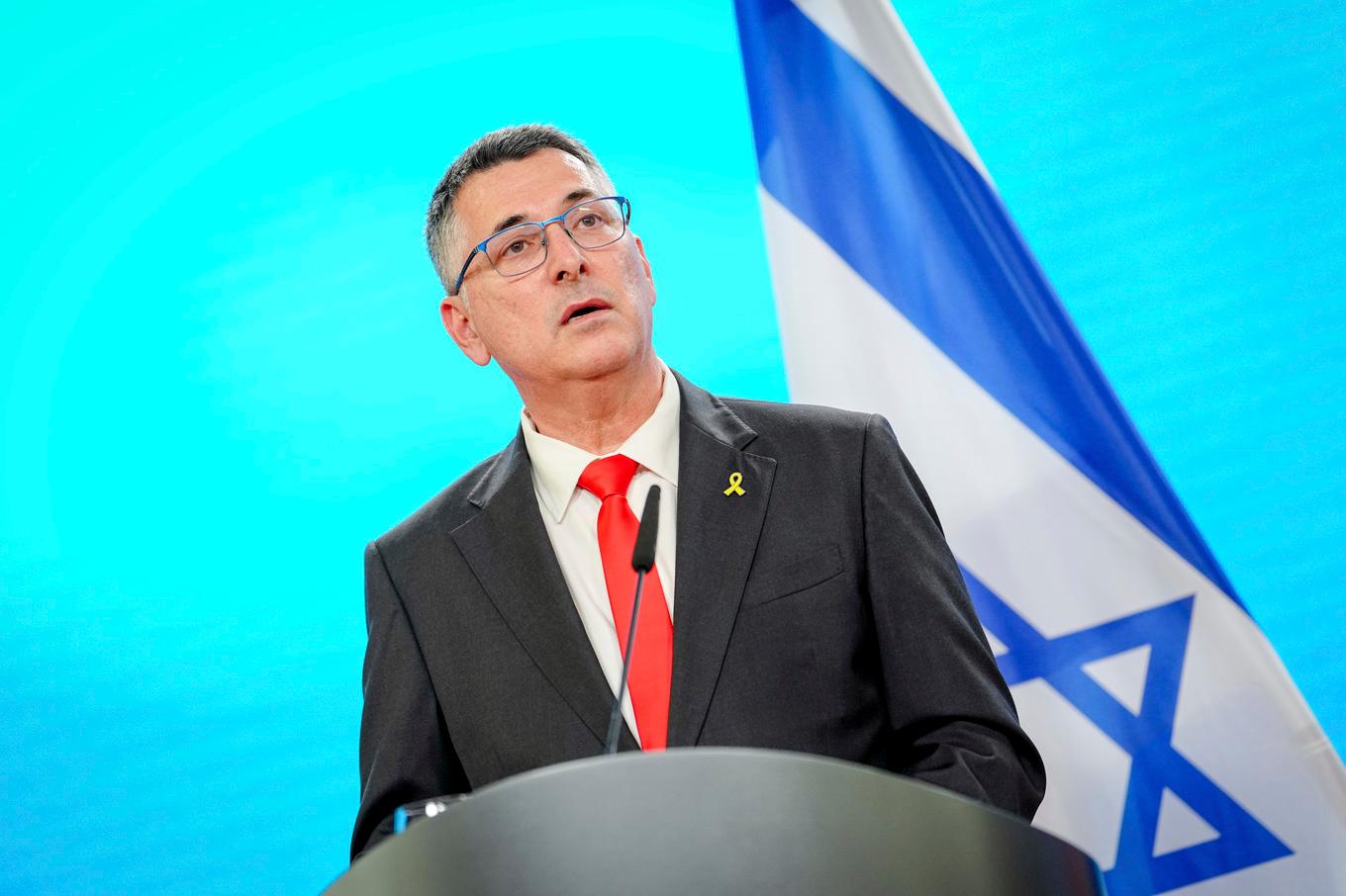 Israels utrikesminister Gideon Saar fördömer attacken mot den norska ambassadörens hem i Israel. Arkivbild. Foto: Kay Nietfeld/AP/TT