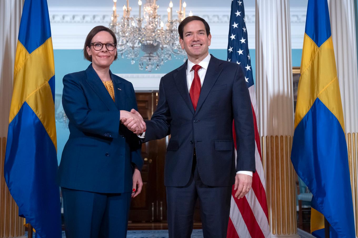 Maria Malmer Stenergard mötte sin amerikanske motsvarighet Marco Rubio i Washington. Foto: Mark Schiefelbein/AP/TT