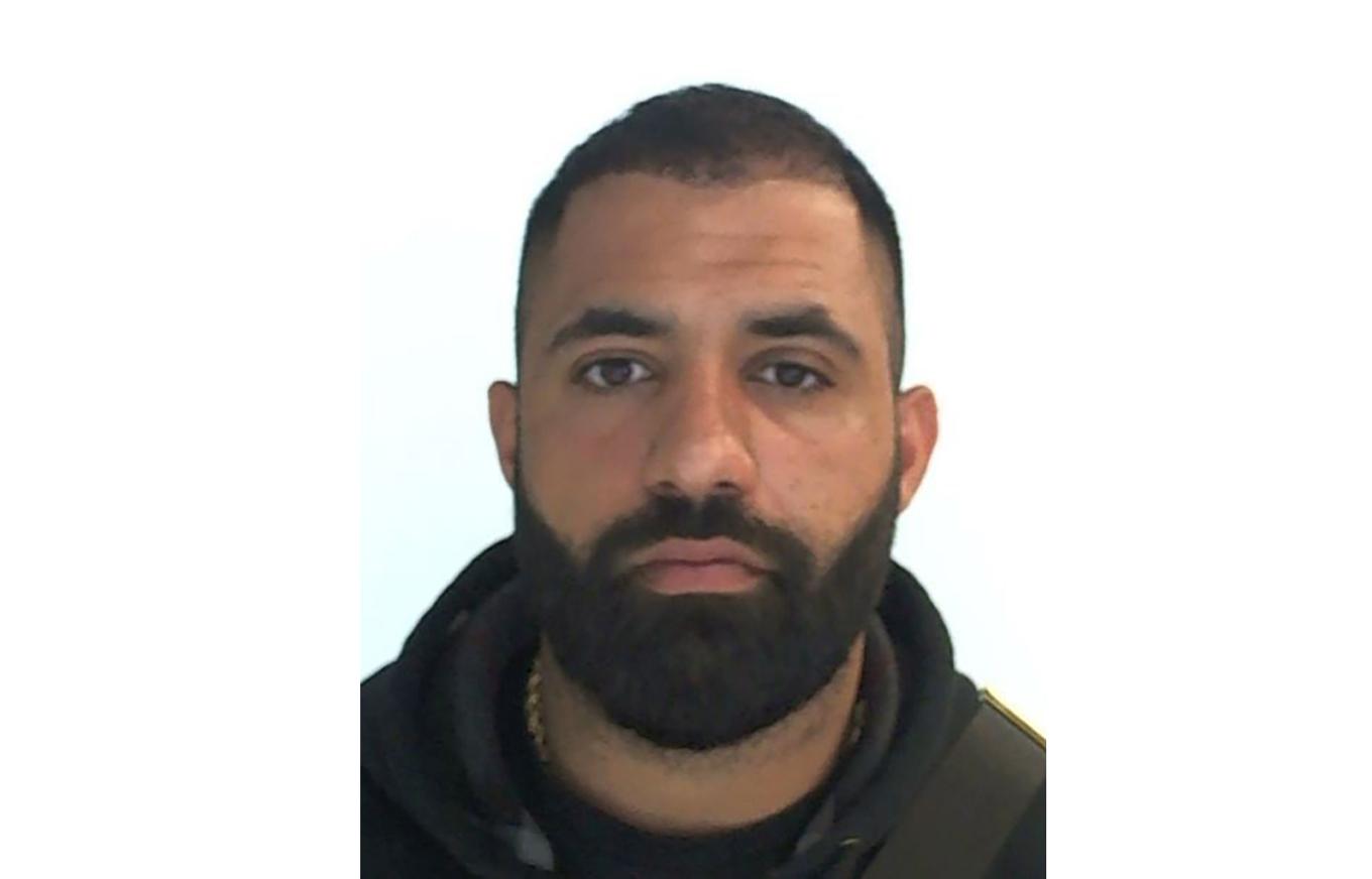 Den internationellt efterlyste gängledaren Ismail Abdo, som går under namnet ”Jordgubben”. Bilden kommer från Interpol. Foto: Interpol