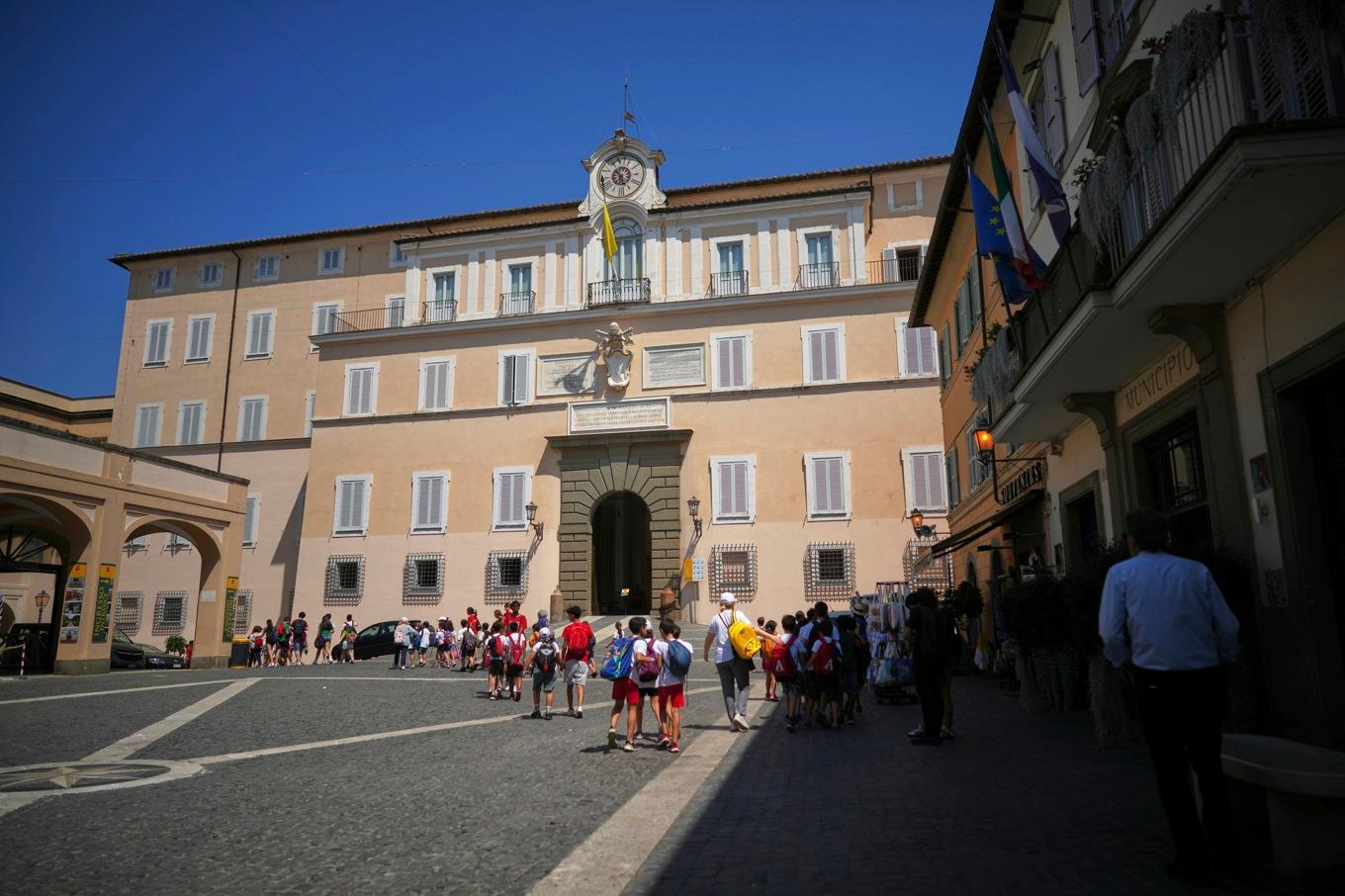 Påvens sommarresidens i Castel Gandolfo. Foto: Andrew Medichini/AP/TT