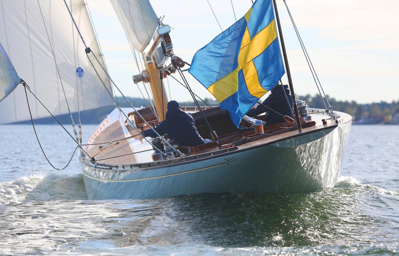 För att uppmärksamma det rörliga kulturarvet kommer Princess Svanevit sommaren 2025 att segla genom Göta Kanal. Foto: Malcolm Hanes