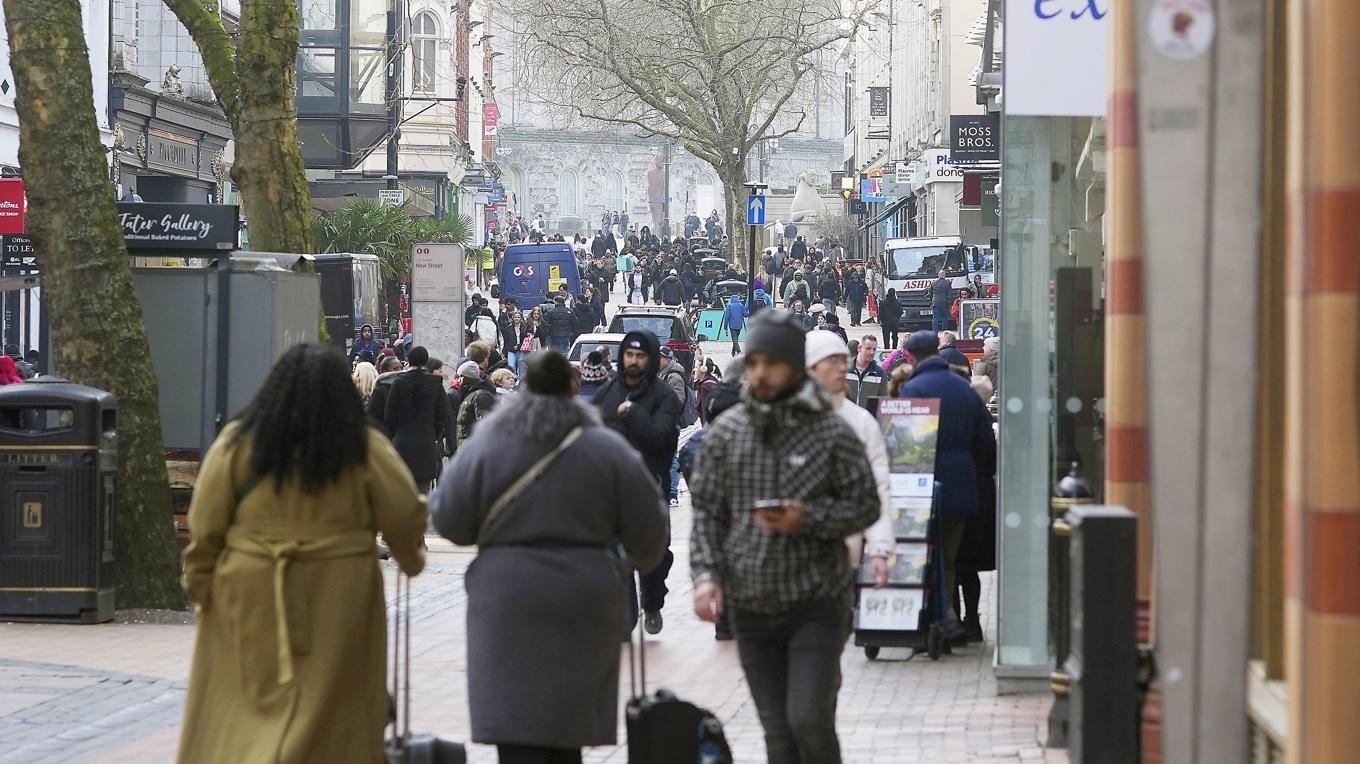 Birmingham är en av de städer i Storbritannien där vita britter redan nu är i minoritet. Utvecklingen man sett där och i London kommer att fortsätta, enligt rapporten. Foto: Christopher Furlong/Getty Images