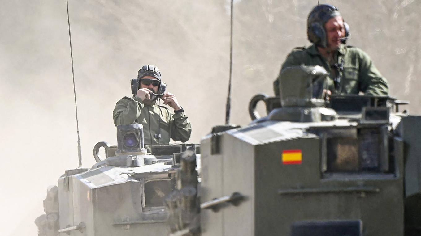 Krigets miljömässiga konsekvenser sträcker sig långt bortom direkta utsläpp, framhåller debattören. Foto: Oscar Del Pozo/AFP via Getty Images