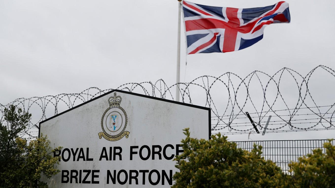 Den militära flygbasen Royal Air Force Brize Norton i Oxfordshire i England. Foto: Adrian Dennis/AFP via Getty Images