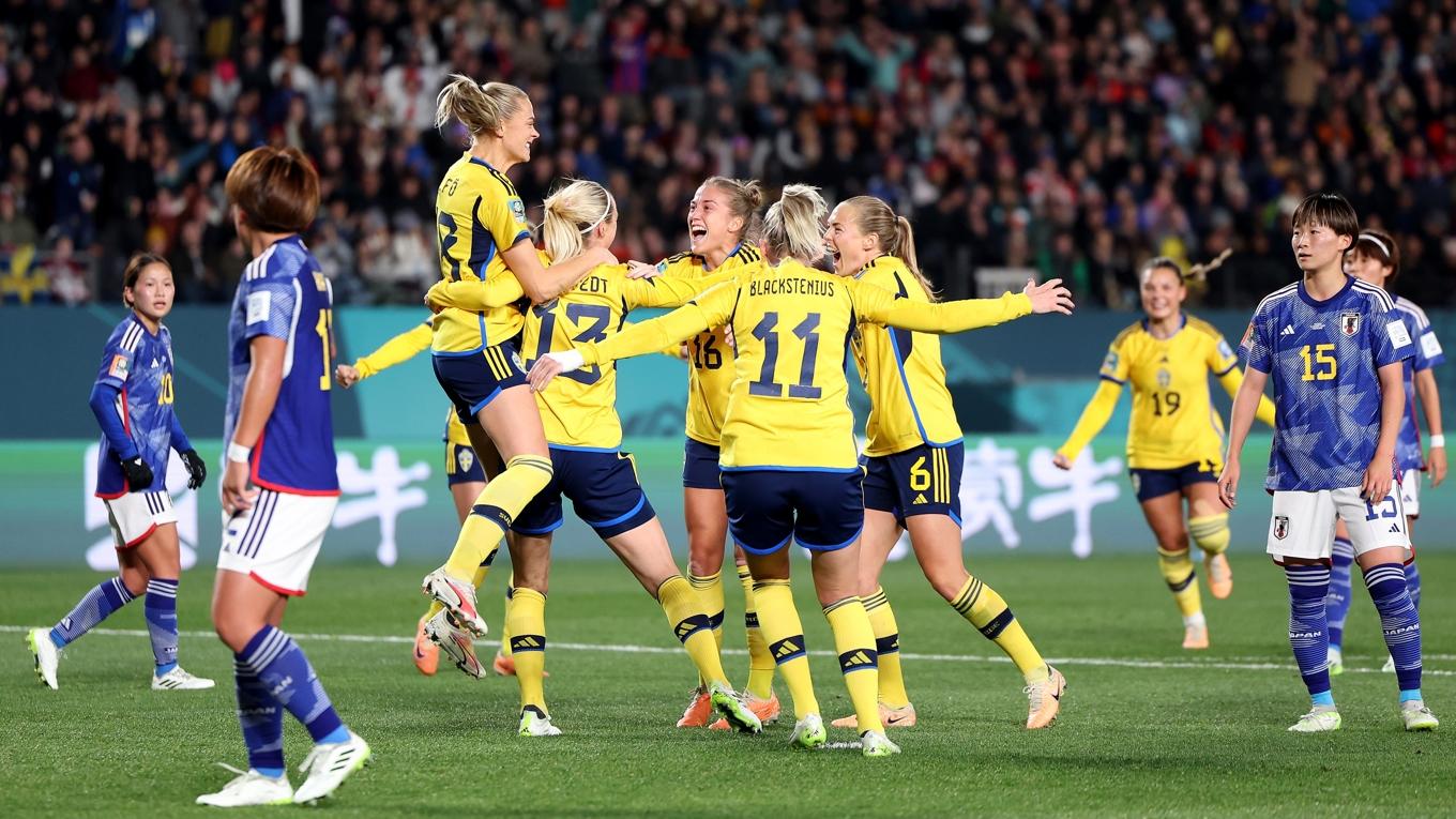 Sportchefen Jonas Arnesen gläds över att knäböjandet i damlandslaget har upphört. Foto: Phil Walter/Getty Images