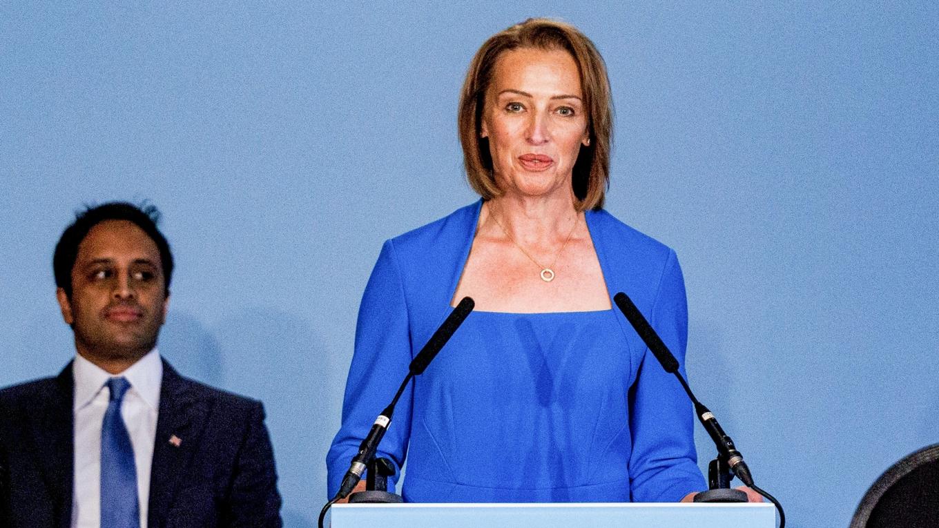 Sarah Pochin i Reform UK satte fart på debatten om ett burkaförbud i Storbritannien. Foto: Dan Kitwood/Getty Images
