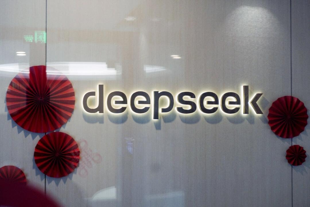 Den kinesiska AI-tjänsten Deepseek orsakade stor uppståndelse när den lanserades tidigare i år. Foto:  STR/AFP via Getty Images