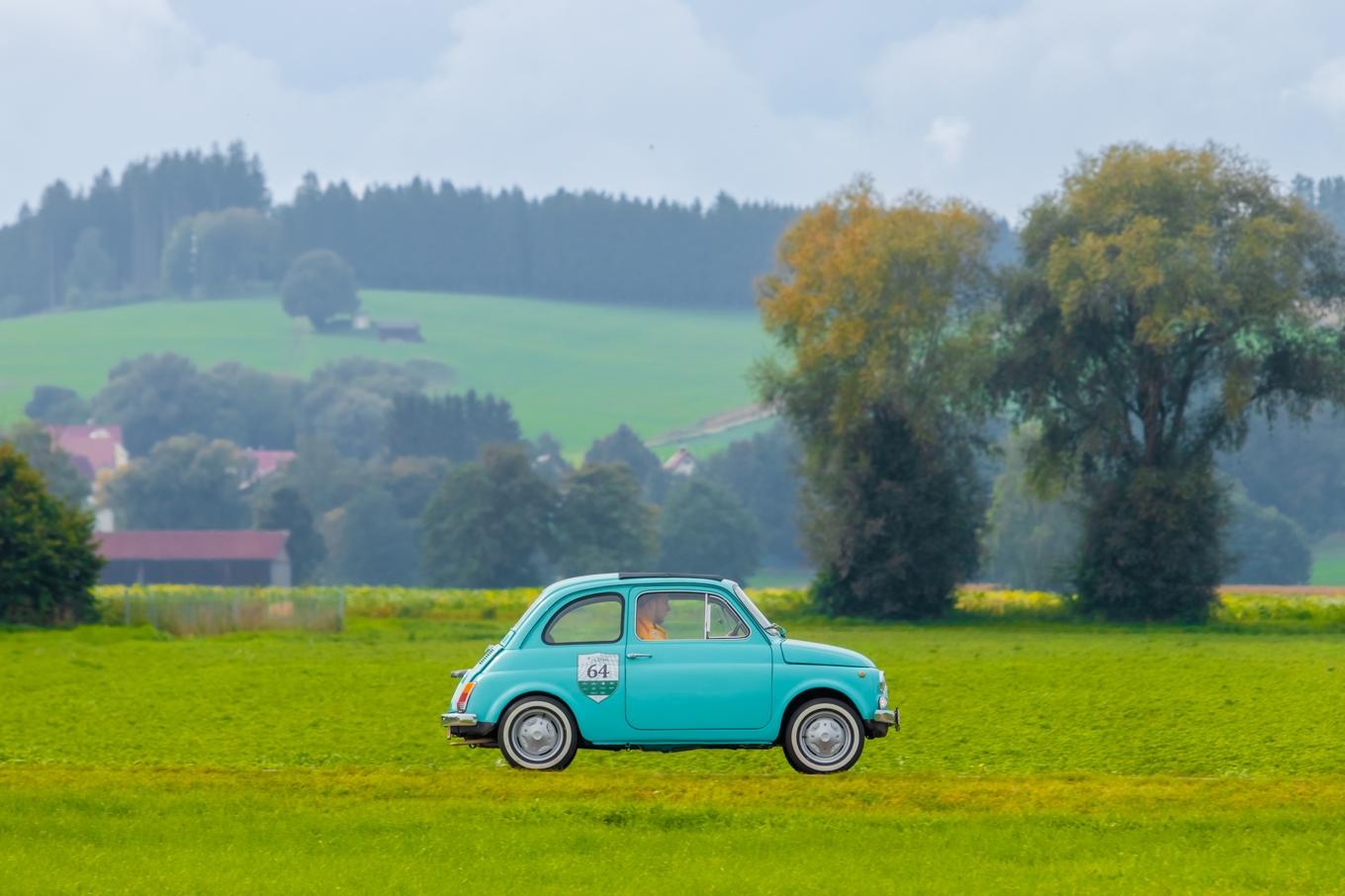 Kör inte med din kropp som om du vore en Ferrari. Tänk att du är en Fiat 500, sköt om den och njut av livet i behaglig fart. Foto: Gaschwald/Shutterstock