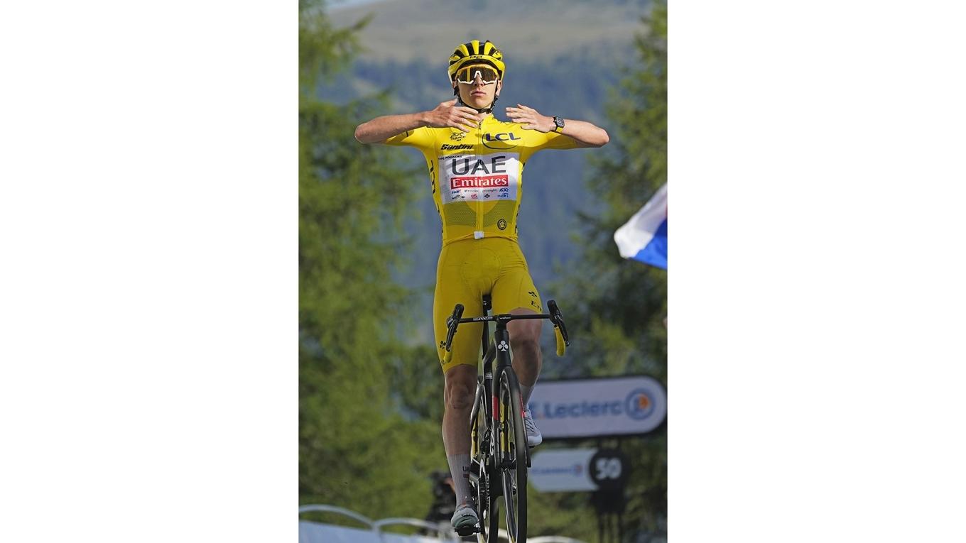 Tour de France är en institution och världens största årligen återkommande idrottstävling. Foto: AP Photo/Jerome Delay