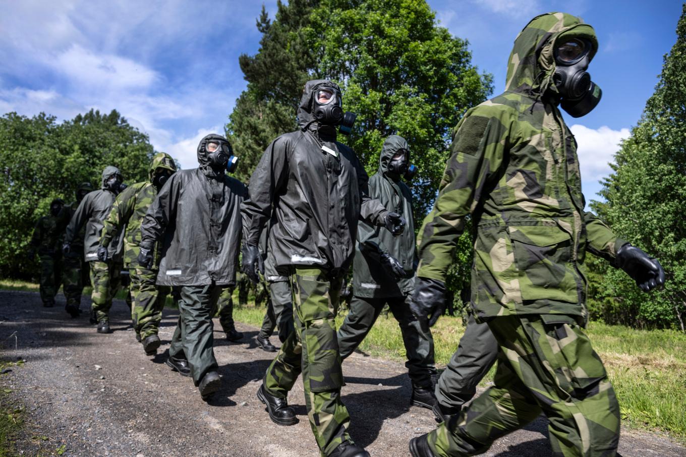 Under fem veckor får blivande hemvärnssoldater en grundläggande soldatutbildning som gör dem redo att sättas in på förbanden. Foto: Anders Wiklund/TT