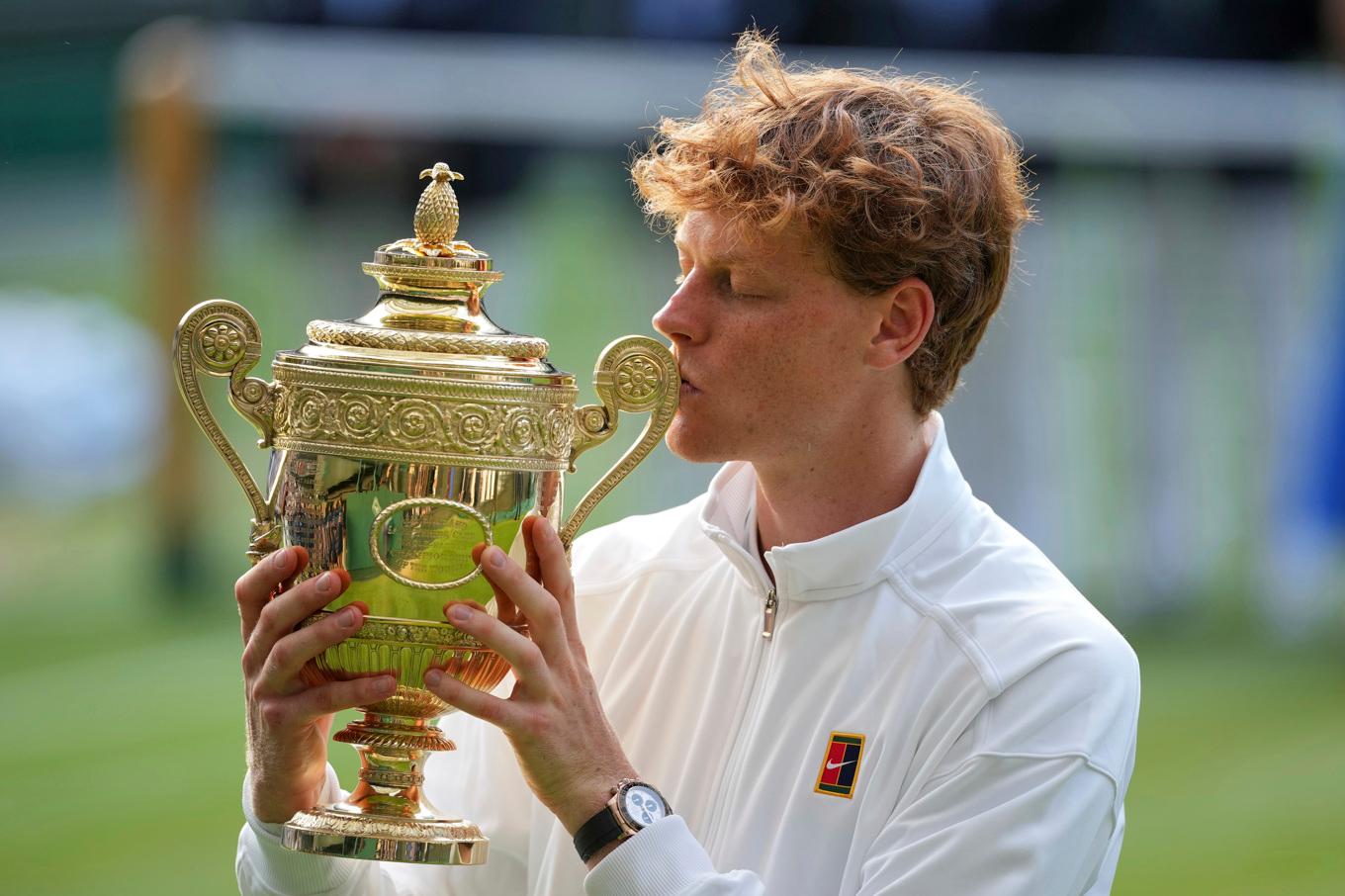 Jannik Sinner vann sin första Wimbledon-titel. Foto: Kin Cheung/AP/TT