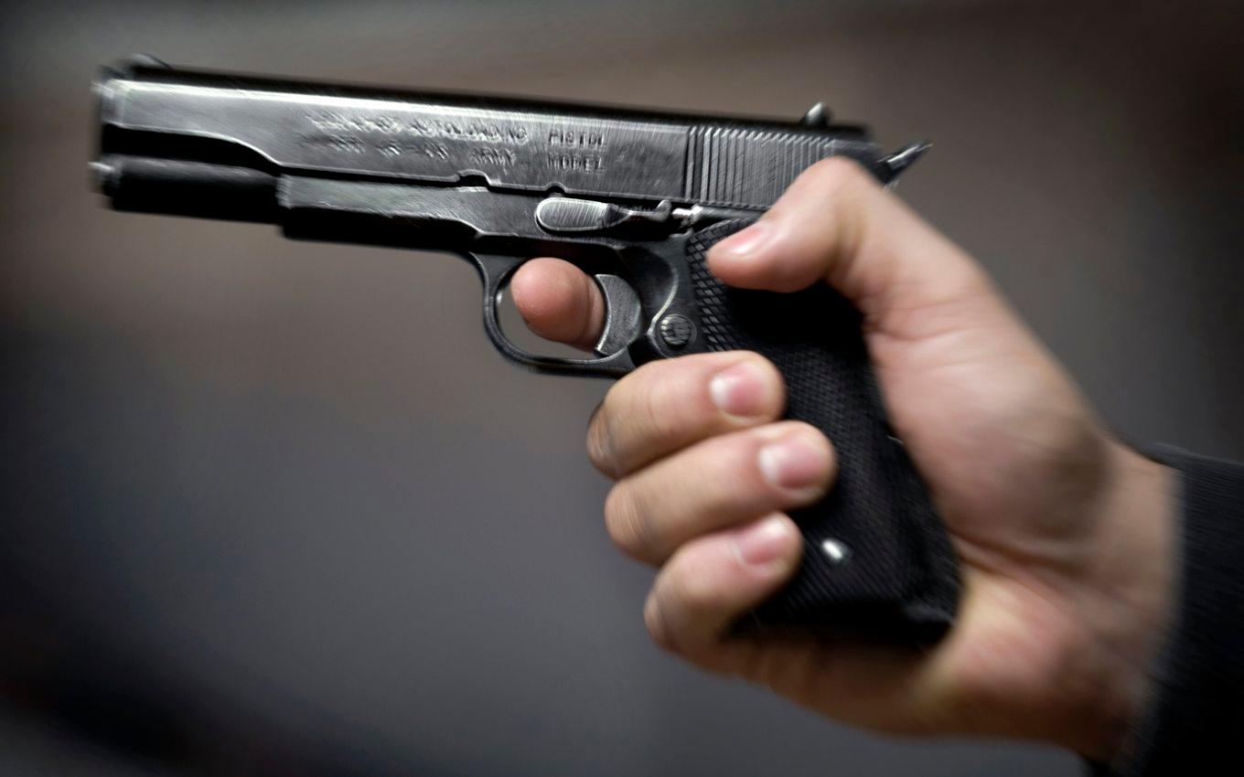 En chef på flygflottiljen F16 i Uppsala utreds för vapenbrott efter att ha förvarat vapen och ammunition på kontoret. Bilden har ingen koppling till händelsen i artikeln. Foto: Claudio Bresciani/TT