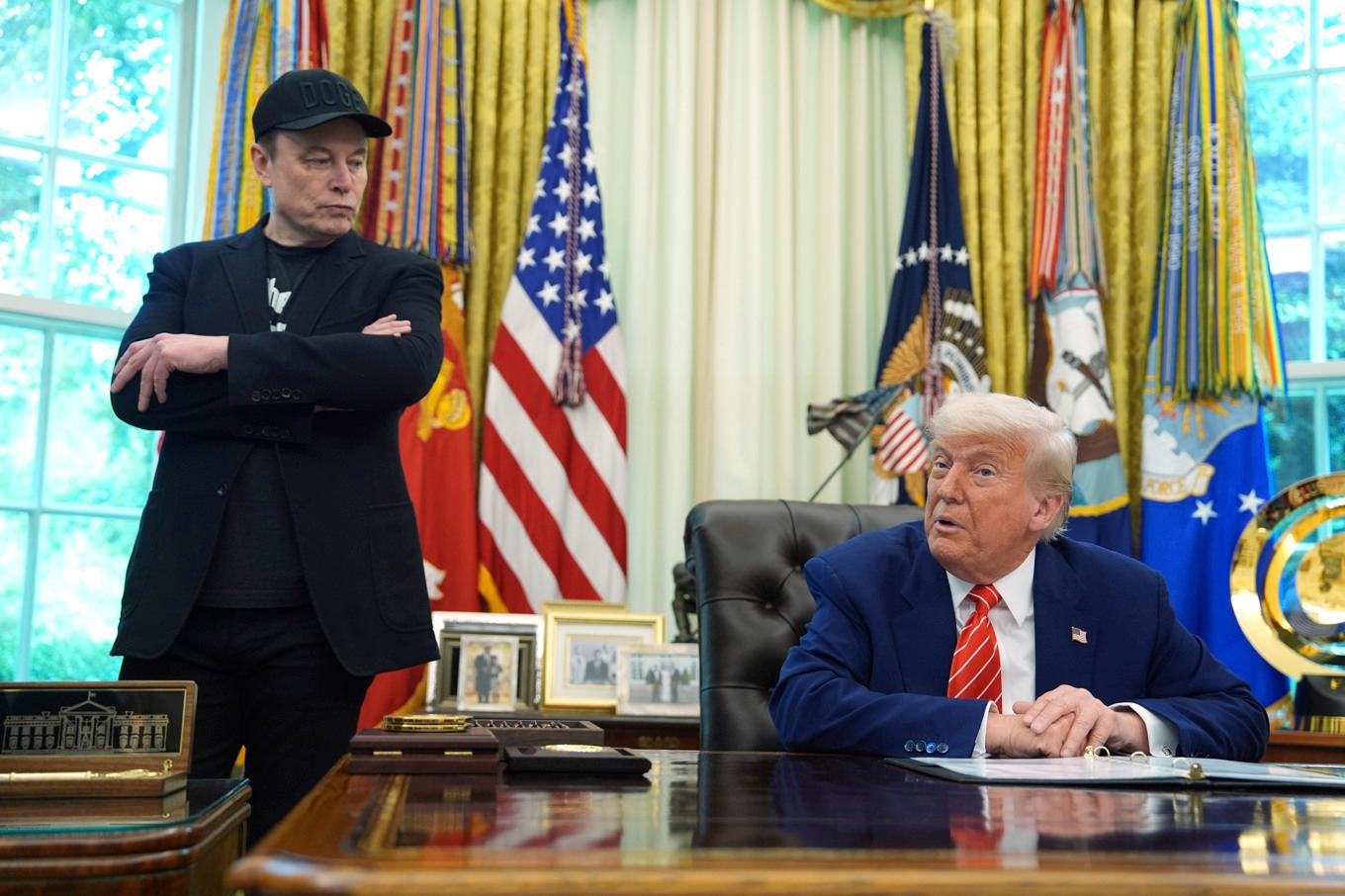 Elon Musk och Donald Trump vid en pressträff i Vita huset i maj. Foto: Evan Vucci/AP/TT