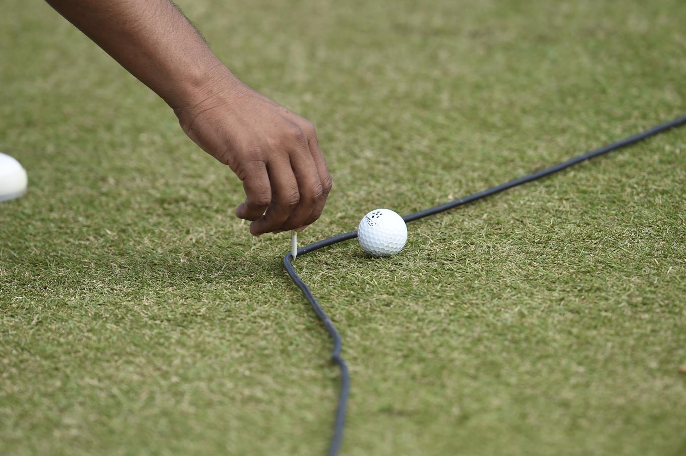 Polis och räddningstjänst har larmats om ett drunkningstillbud på en golfbana. Arkivbild. Foto: Tobias Röstlund/TT