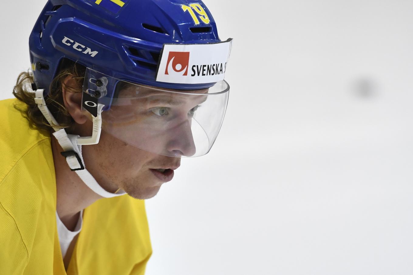 Nicklas Bäckström, här i Tre kronor 2017, är tillbaka i Brynäs. Foto: Janerik Henriksson/TT