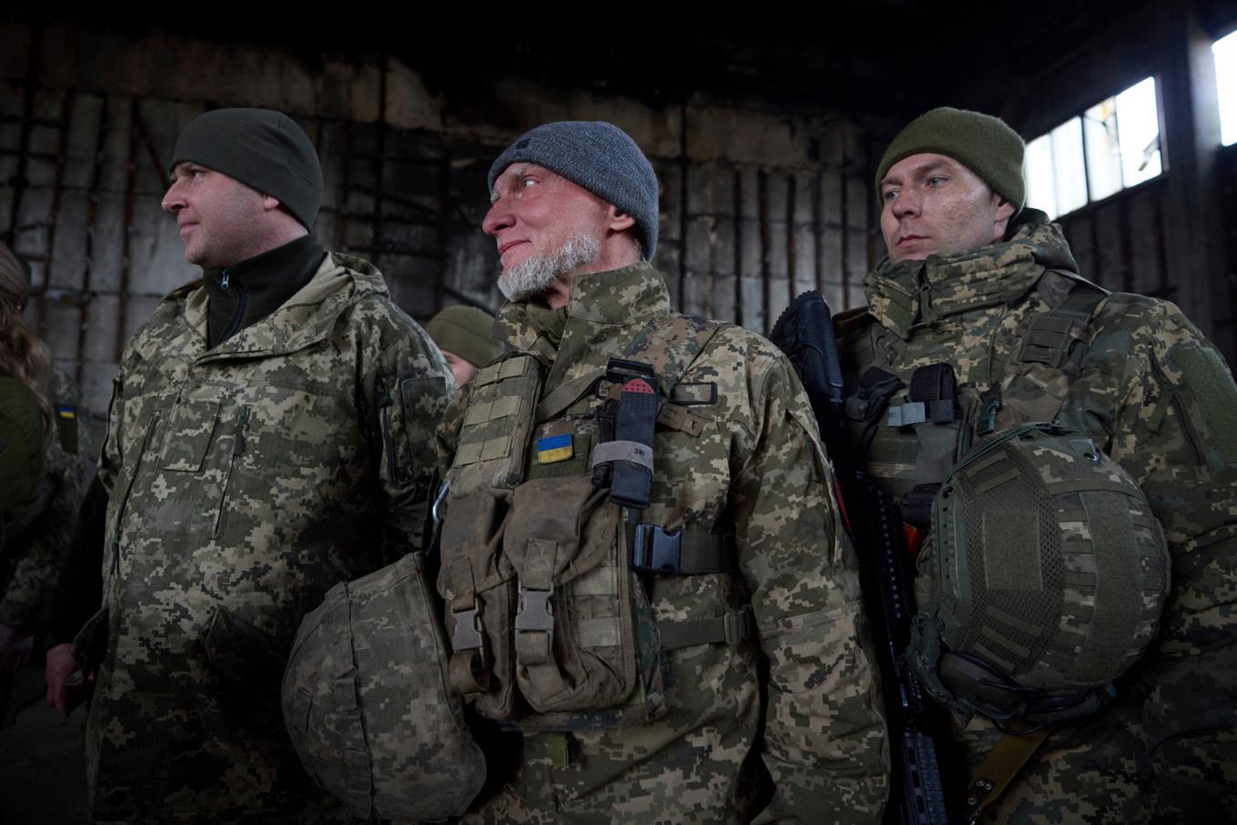 Ukraina höjer åldern för att kunna ansluta sig till militären. Arkivbild Foto: Presidentstabens presskontor via AP/TT