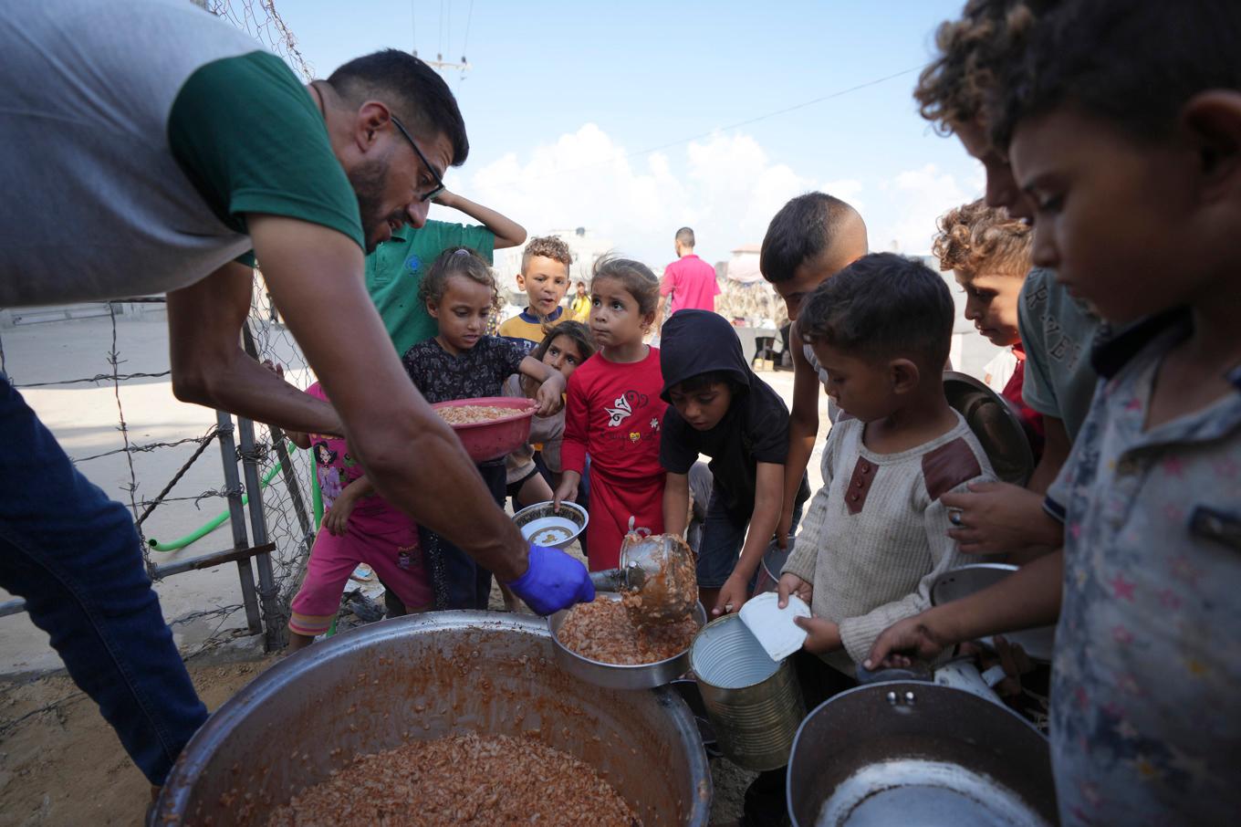 Regeringen vill att EU ”så snart som möjligt" fryser handelsdelen i samarbetsavtalet med Israel. Bild från Gaza. Foto: Abdel Kareem Hana/AP