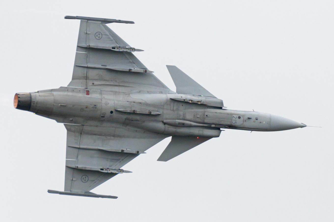 Jas 39 Gripen i samband med flygövning i Uppsala under våren. Foto: Melcher Ekströmer/TT