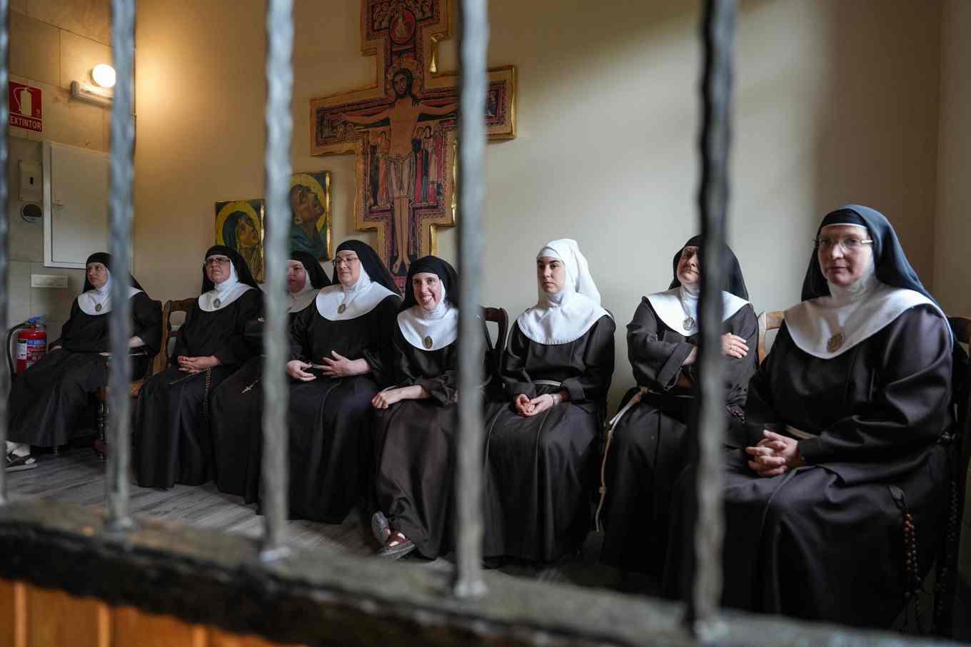 Nio spanska nunnor vägrar flytta från sitt kloster i Belorado. Foto: Cesar Manso/AFP/TT
