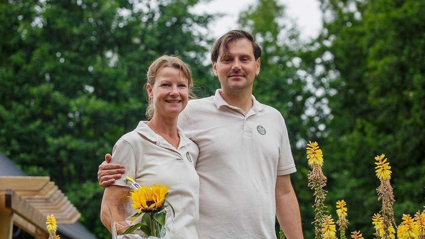 Jennie Engstrand och Joel Schäfer driver tillsammans Tjusby trädgård på Öland. Foto: Eva Finderova