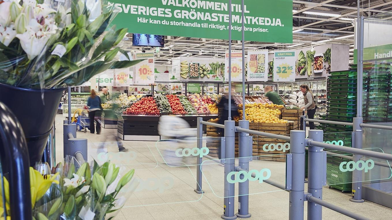 Coop marknadsför sig som den grönaste matkedjan. Siffror visar att de har skiftat från lågpriskedja till att fokusera på hållbarhet. Foto: Coop