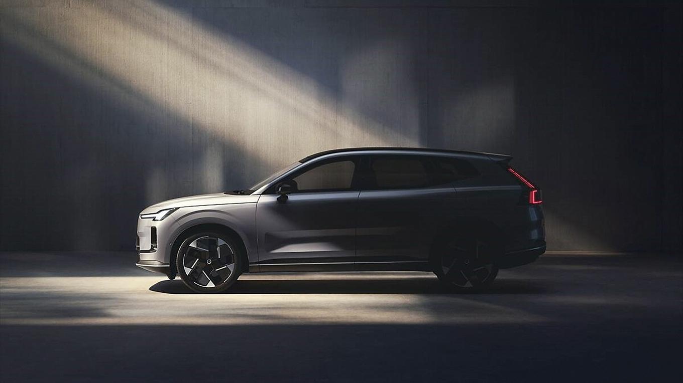 Volvo lanserar en långräckvidds-hybrid som bekräftar att satsningen på rena elbilar är ändrad. Foto: Vovlo Cars