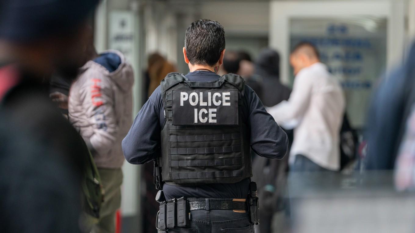 Tull- och migrationsmyndigheten ICE kommer att anställa över 1 000 personer efter att Trumpadministrationen valt att satsa mer på gränssäkerhet och kontroll av invandringen. Foto: David Dee Delgado/Getty Images