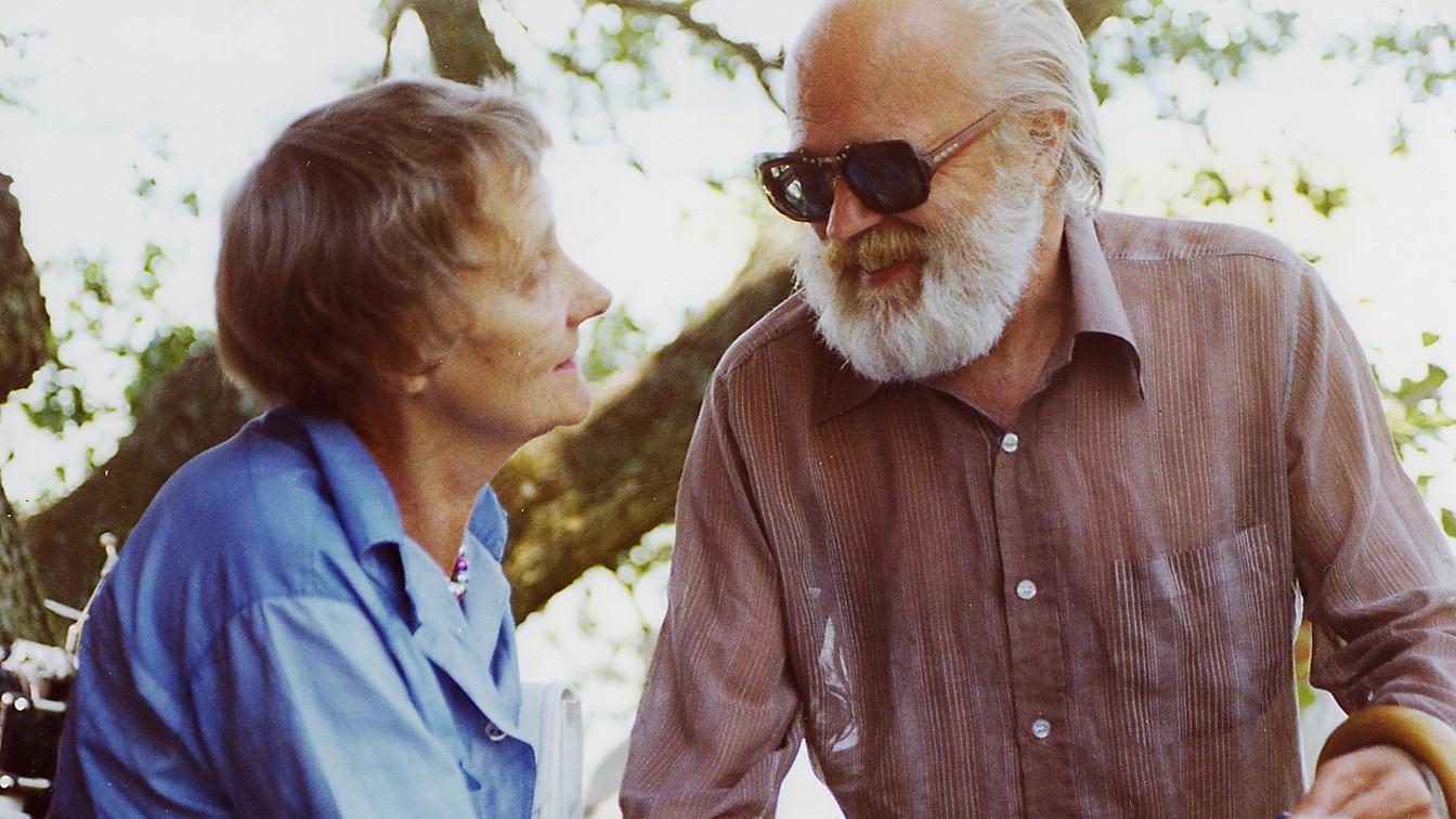 Astrid Lindgren tillsammans med sin trogna regissör Olle Hellbom. Foto: nordicwomeninfilm.com